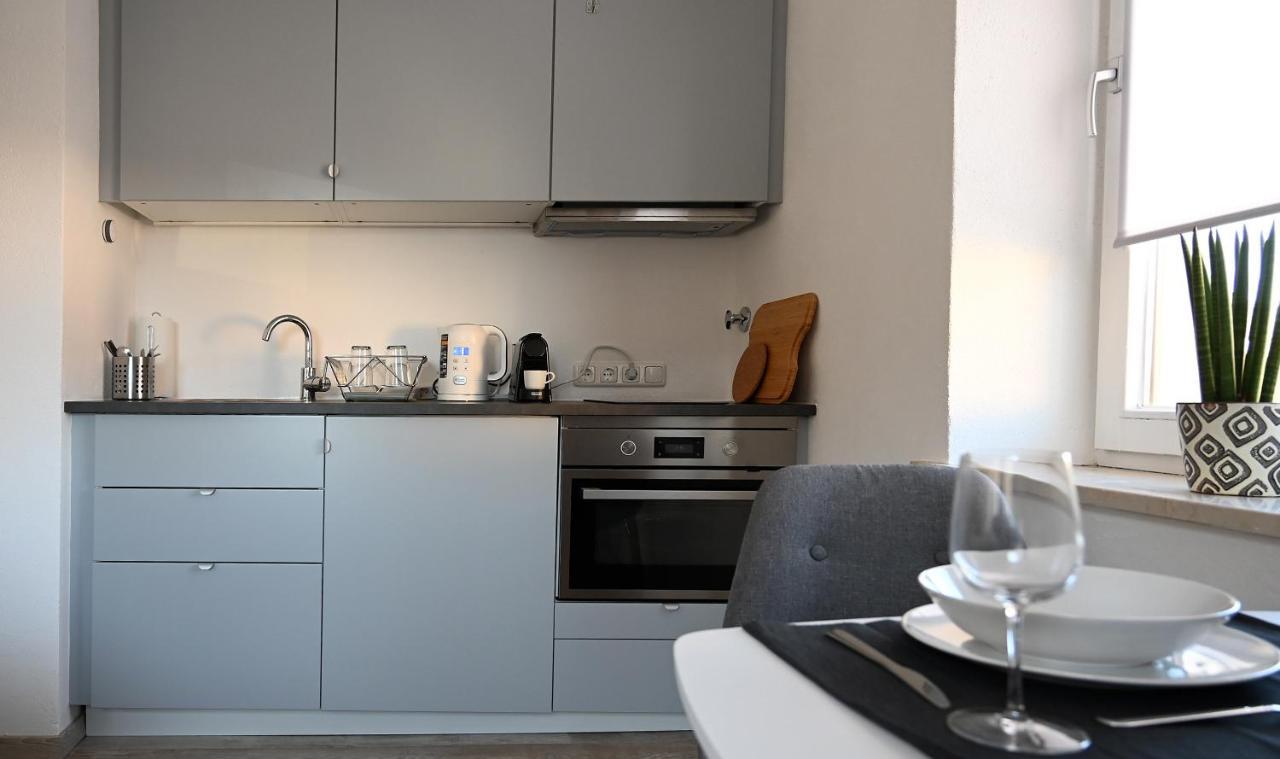 Gemuetliches Appartement Mit Netflix, Nespresso Und Boxspringbett Augsburg Exterior photo
